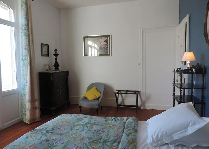 D'hotes De Bed & Breakfast